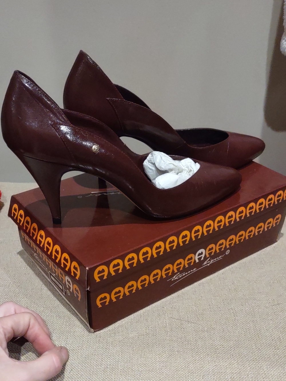 Etienne Aigner Dark Brown Leather Pointed-Toe Heels 9N